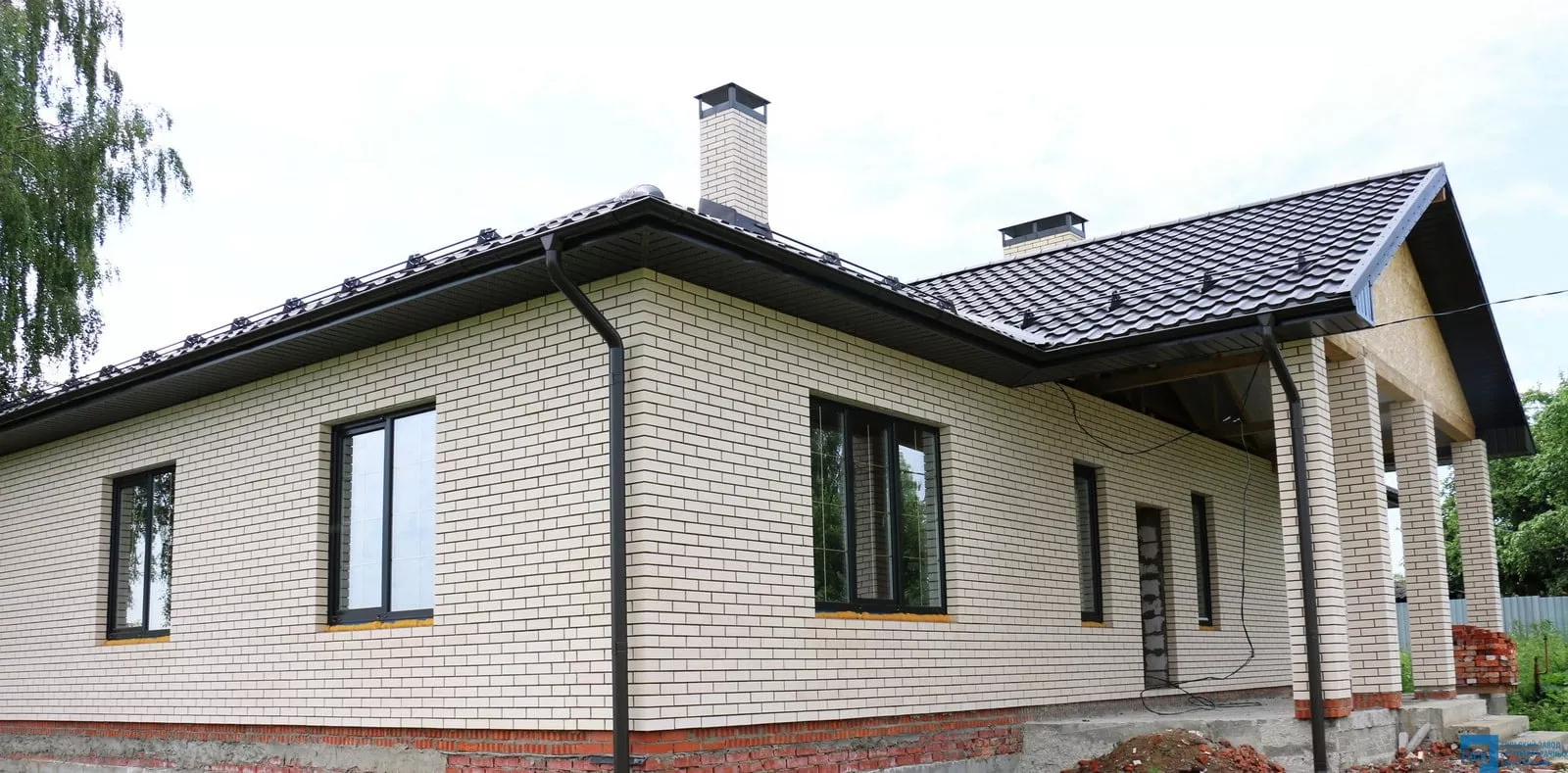 Остекление дома в Узловой