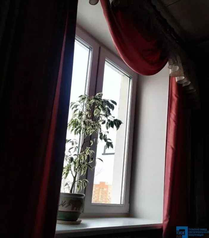 Окно с откосами